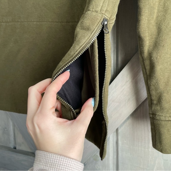 Lululemon Fleece Pullover hidden kangaroo pocket size 4‎ - Picture 7 of 10